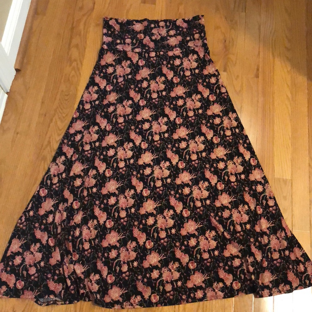 LulaRoe Maxi Skirt